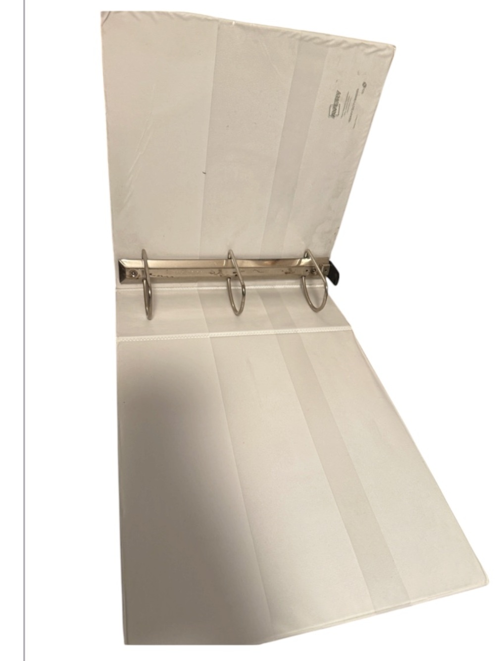 Avery Heavy-Duty View Binder is designed for extended use with 4-inch rings.